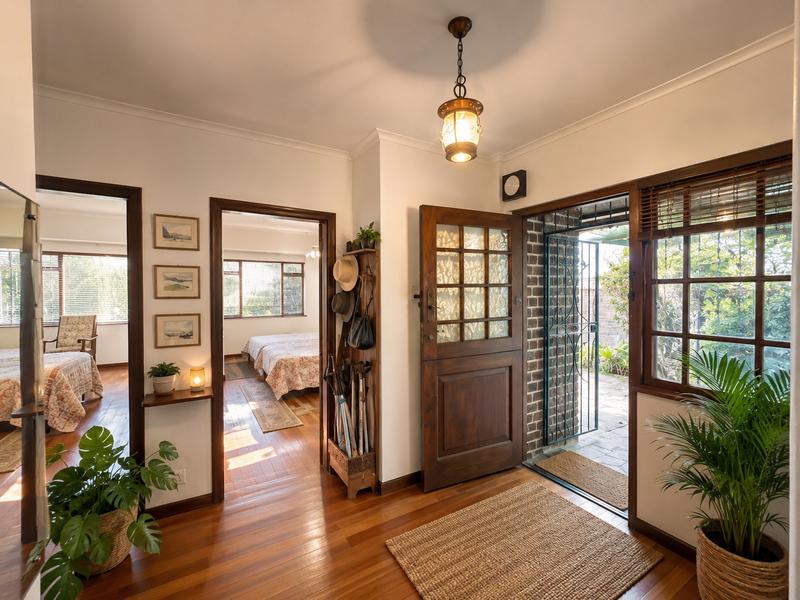 4 Bedroom Property for Sale in Westcliff Western Cape